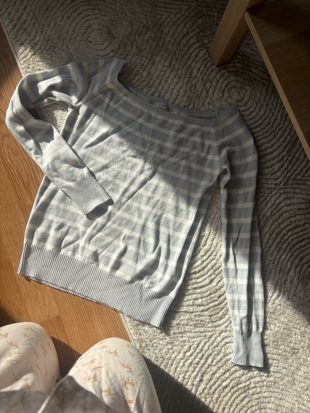 Brandy Melville Light Gray & White Striped Off-the-Shoulder Sweater